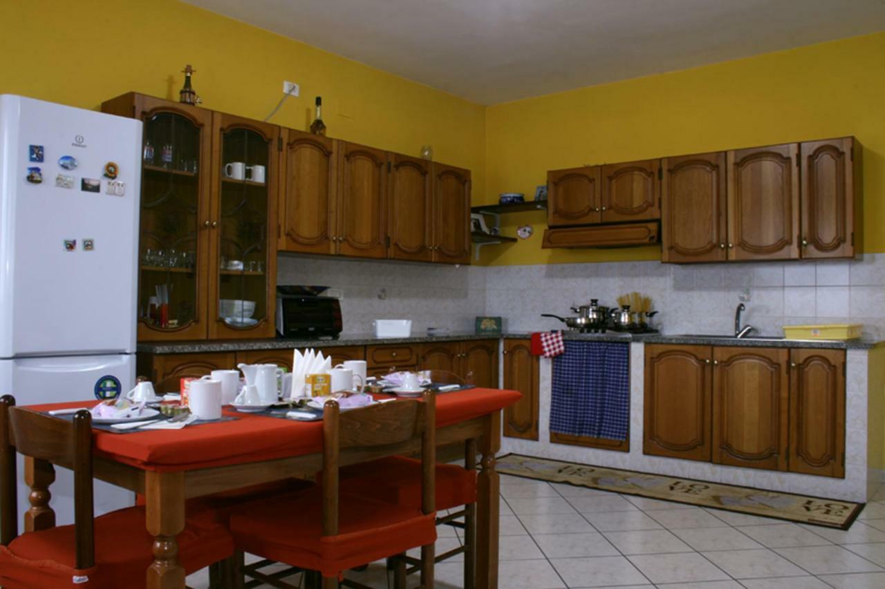 דירות אבולי La Casa Del Gelso Fiorito מראה חיצוני תמונה